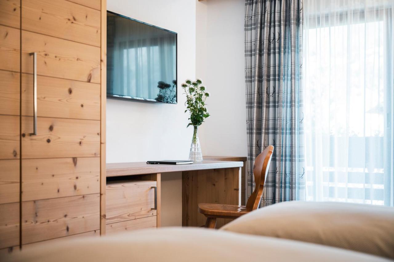 Piccolo Hotel Claudia No Pets San Vigilio Di Marebbe Luaran gambar